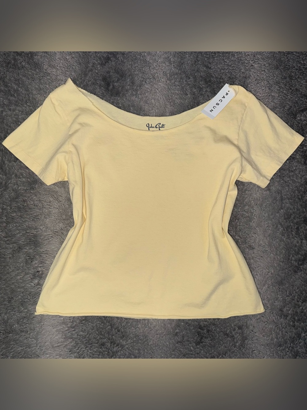 BRANDY MELVILLE ROBYN OFF THE SHOULDER TOP IN YELLOW - Picture 3 of 5